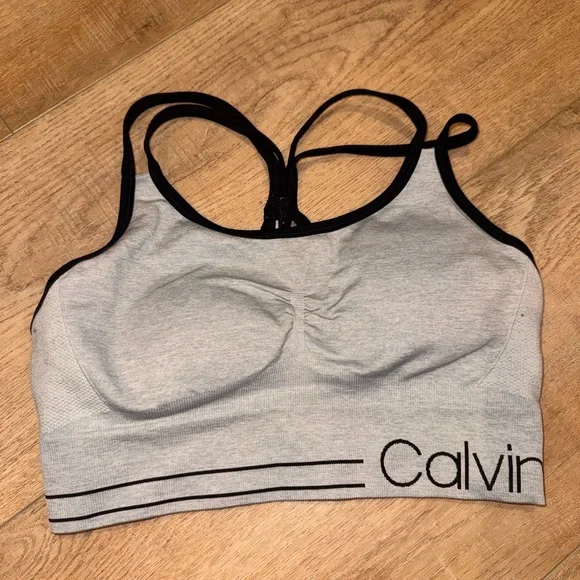 ⭐️Calvin Klein Grey & Blush Pink Performance Sports Bras - Picture 3 of 6